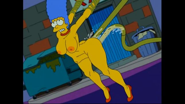 Мардж Симпсон трахается с пришельцем Кэнгом